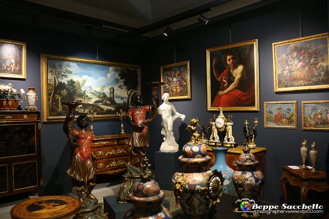 VBS_3872 - APART - Art & Antiques Fair.jpg